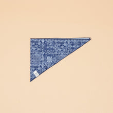Load image into Gallery viewer, Bo Bandana - Indigo Print