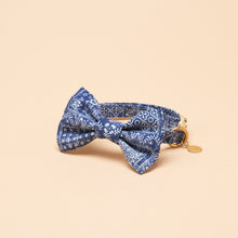 Load image into Gallery viewer, Bailey Bowtie Collar - Indigo Print
