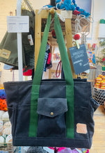Load image into Gallery viewer, Miles Pet Carrier Bag