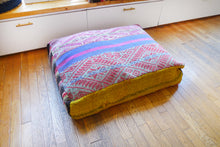 Load image into Gallery viewer, One of a Kind Peruvian Vintage Pet Bed Cover (Store pick up only)