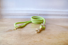 Load image into Gallery viewer, Fuji Rope Leash - Neon Green
