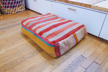 Load image into Gallery viewer, One-of-a-Kind Peruvian Vintage Pet Bed Cover (Store pick up only)
